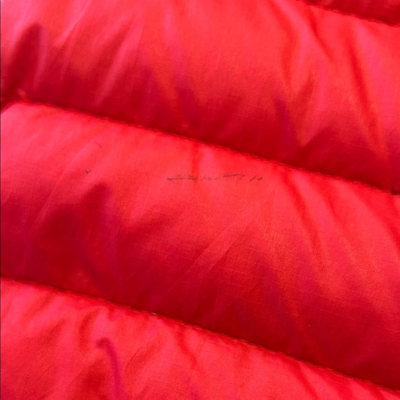 Men’s Patagonia Small Down Sweater Hoody - Picture 3 of 5